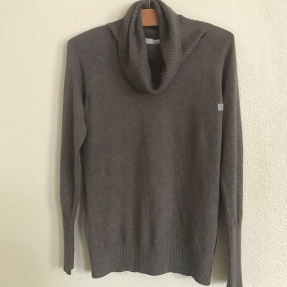 Ann Taylor Sweaters - NEW Ann Taylor LOFT turtle cowl neck sweater